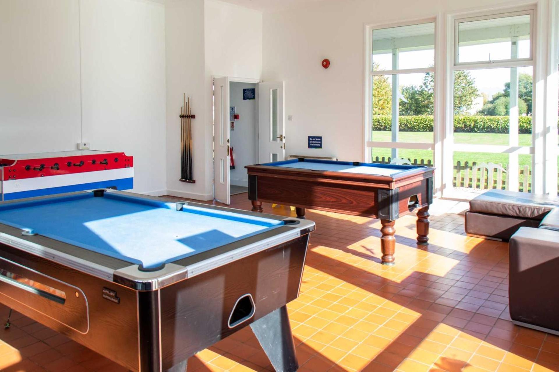 Luxury Kingfisher Lodge, Isis Lake, Within The Cotswold Waterpark Cirencester Exteriör bild