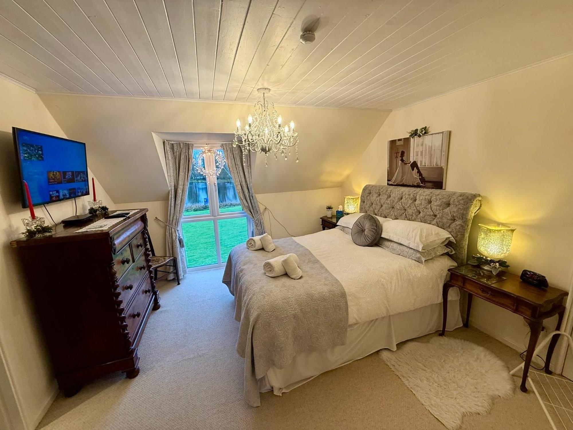 Luxury Kingfisher Lodge, Isis Lake, Within The Cotswold Waterpark Cirencester Exteriör bild